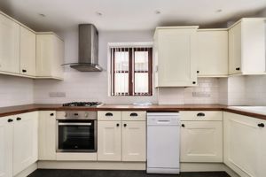 Kitchen - click for photo gallery